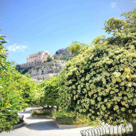 Casa Sicilia - Riviera Sicily Beach Guest House دونّالوكاتا المظهر الخارجي الصورة