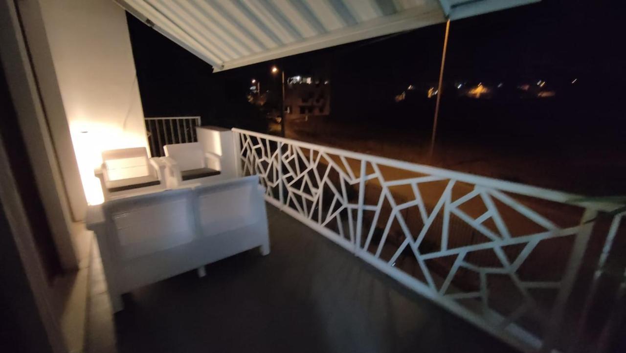 Casa Sicilia - Riviera Sicily Beach Guest House دونّالوكاتا المظهر الخارجي الصورة