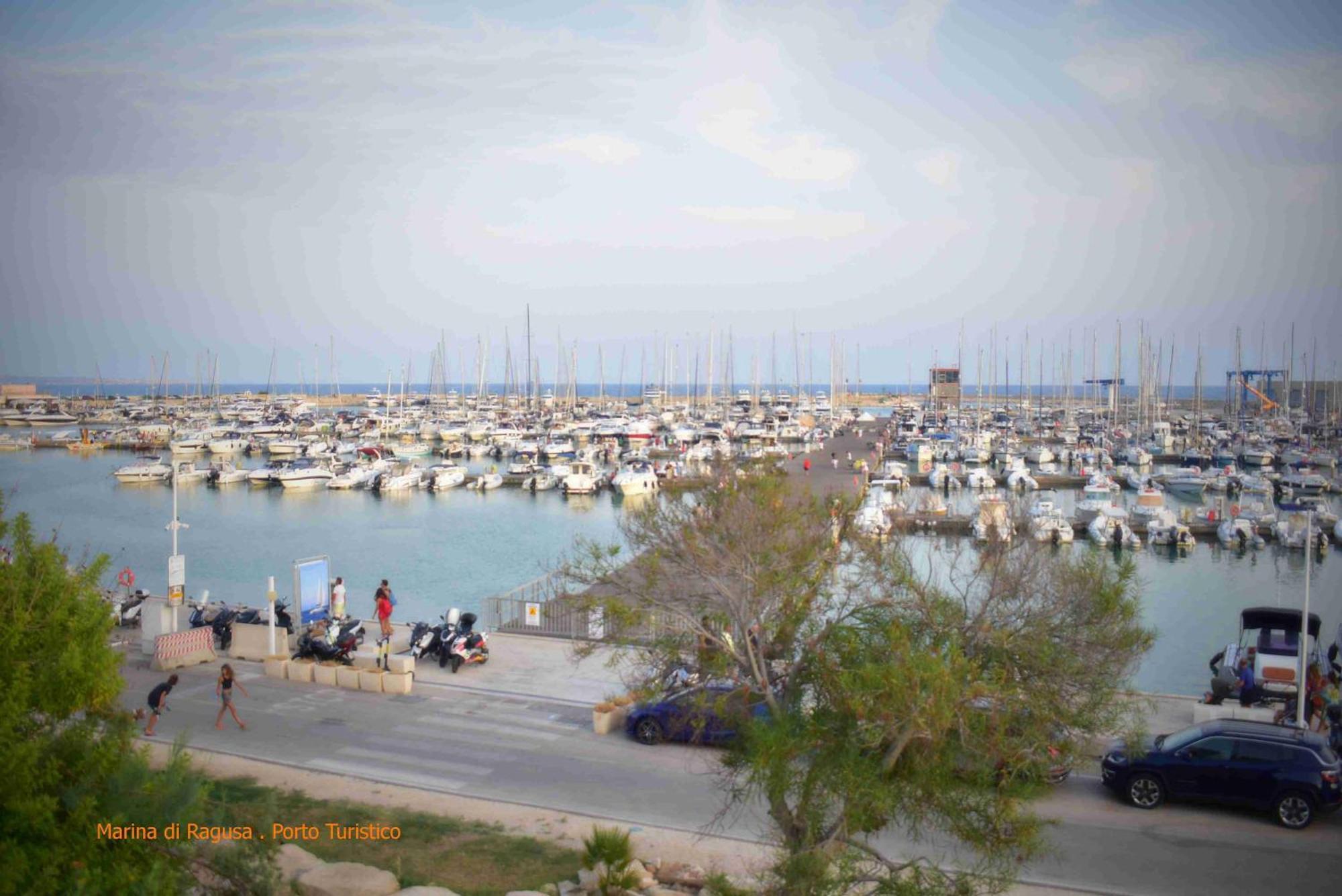 Casa Sicilia - Riviera Sicily Beach Guest House دونّالوكاتا المظهر الخارجي الصورة