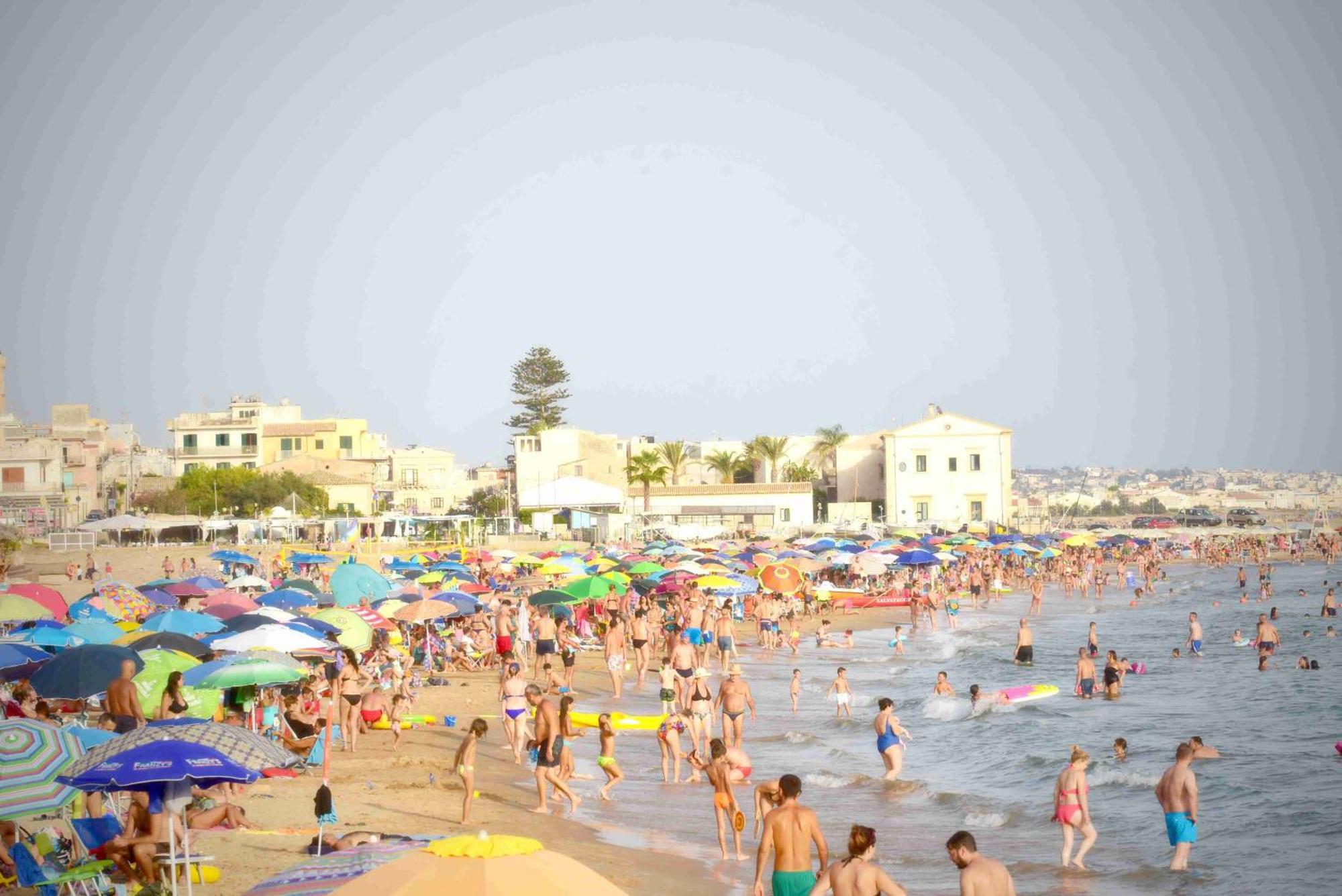 Casa Sicilia - Riviera Sicily Beach Guest House دونّالوكاتا المظهر الخارجي الصورة